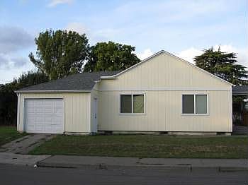 2nd image of 303 16th Ave