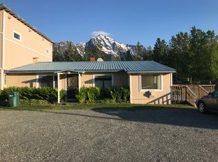 16550 E Spruce St, Palmer, AK 99645