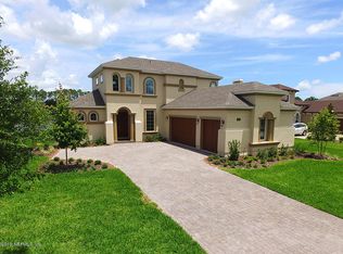 823 E Dorchester Dr, Saint Johns, FL 32259