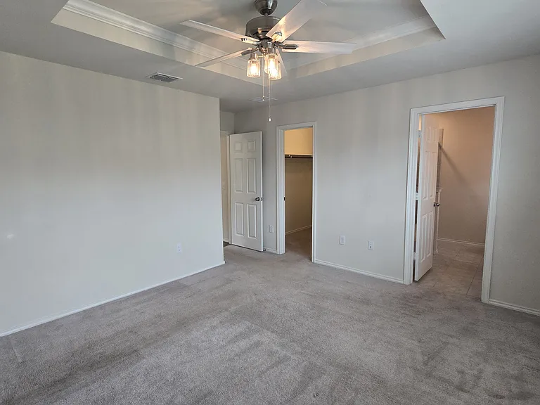 1121 Waggoner Dr — Photo 23