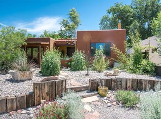 320 Amherst Dr SE, Albuquerque, NM 87106