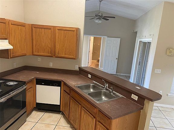 5th image of 749 Cockatoo Ct