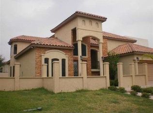 426 Lake Morraine Loop, Laredo, TX 78041