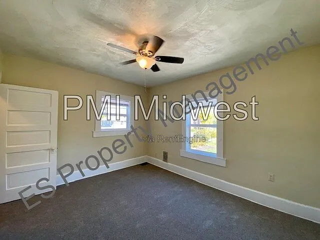 447 E Jefferson St #3 — Photo 15