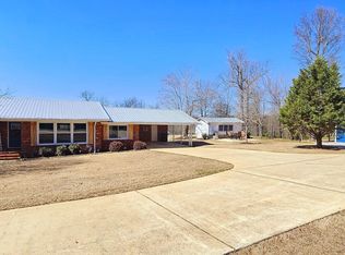 440 Dogwood Ln, Pleasant Grove, AL 35127