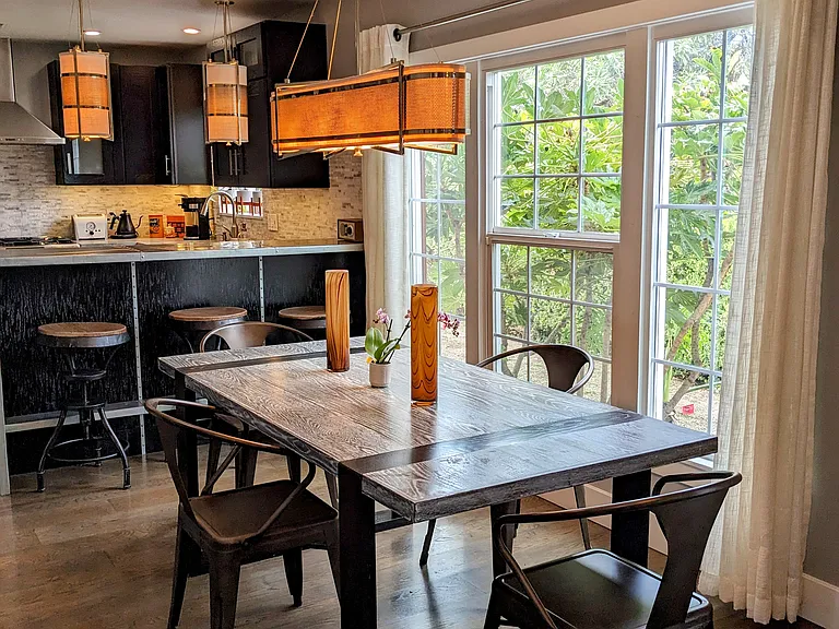 4302 Franklin Ave — Photo 5