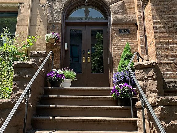 3rd image of 485 Jersey Ave APT 2