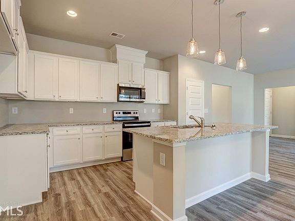 5th image of 30 Tarpley Way