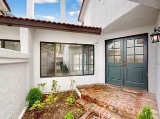 6 Stone Creek Ln #8, Laguna Hills, CA 92653