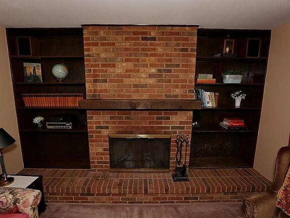 5th image of 7 Shireford Ln