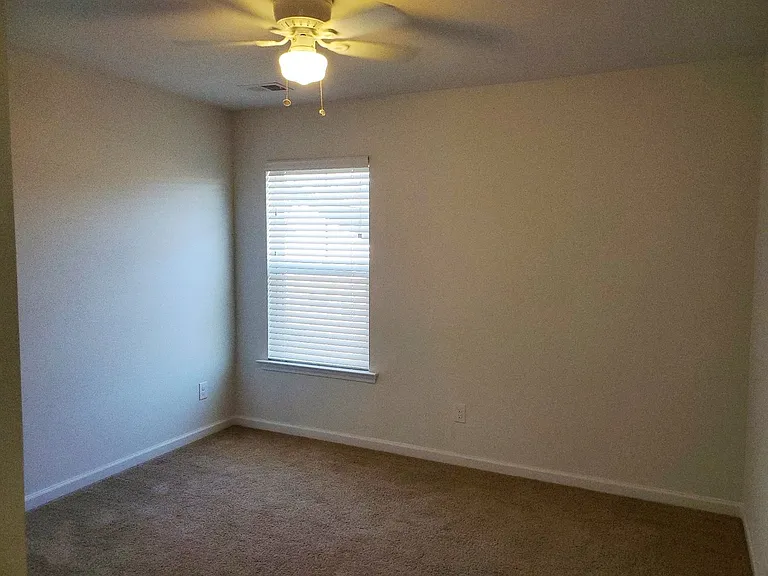 104 Bushwood Dr — Photo 19
