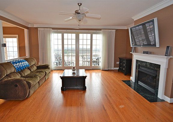 4th image of 89 Blue Stone Hills Dr