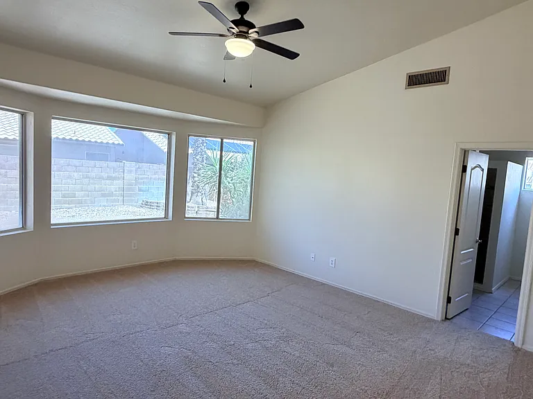 9005 N Lawndale Dr — Photo 26