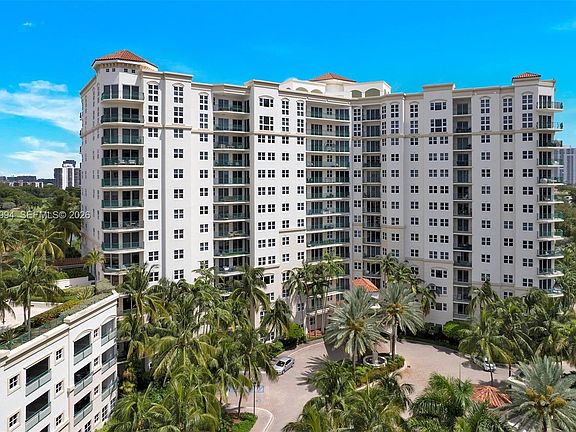 2nd image of 20000 Country Club Dr Penthouse 6