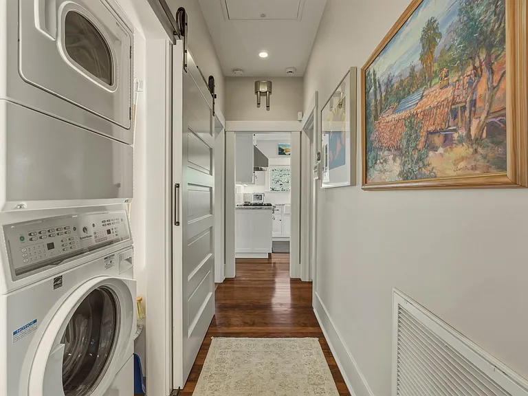336 E Padre St — Photo 36