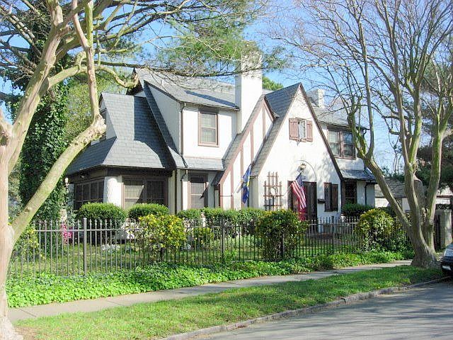 1st image of 6112 Wythe Pl
