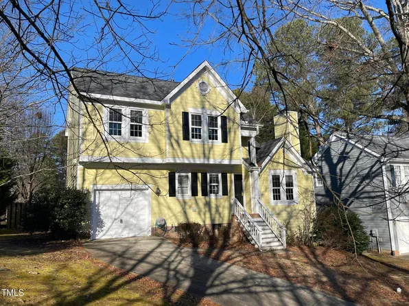106 Highfalls Ct, Cary, NC 27519