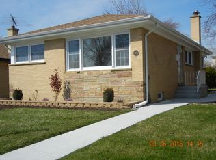 3918 Main St, Skokie, IL 60076