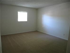 5th image of 801 Russell Ln APT 254