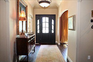 3rd image of 212 Spire Ln