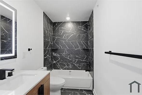 4129 Ogden St #7 — Photo 23