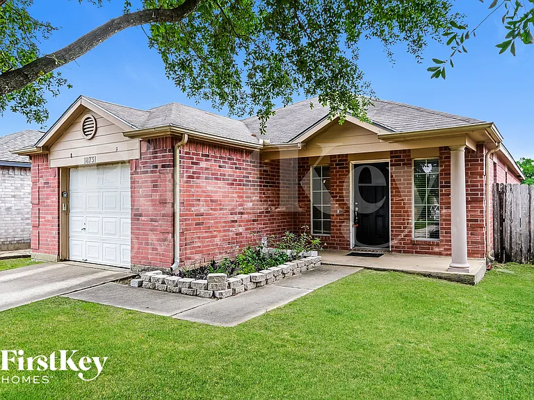 18731 Reynolds Park Dr — Photo 3
