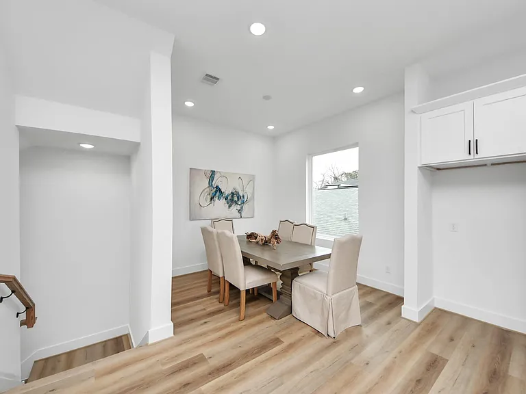 1216 English St — Photo 8