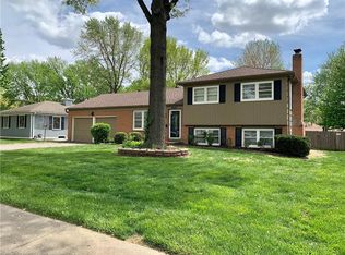 5601 W 99th St, Overland Park, KS 66207