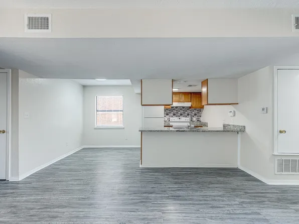 2904 NW 45th Pl APT A, Lawton, OK 73505