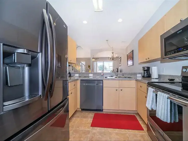 1179 S Beach Cir — Photo 15