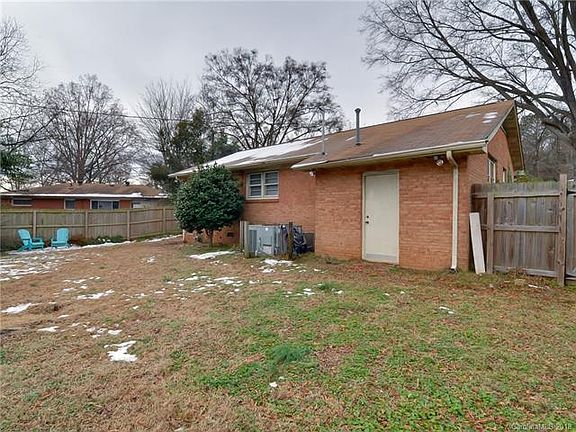 5th image of 4027 Winedale Ln