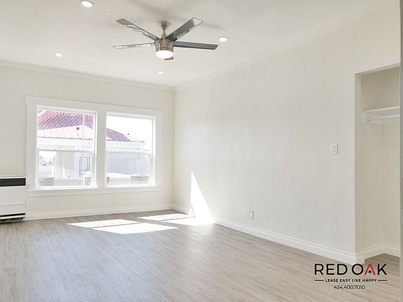 2nd image of 722 S Alvarado St #306