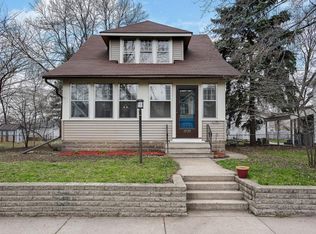 1533 Breda Ave, Saint Paul, MN 55108