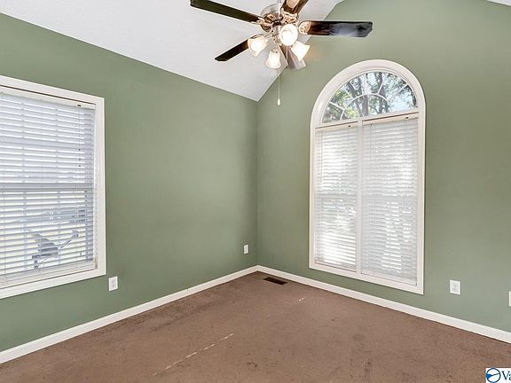 4th image of 201 Misty Cove Ct