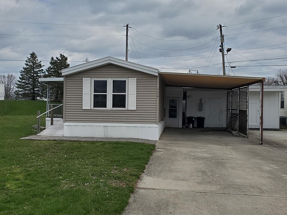 Exterior Image-1-Fleetwood 358 Redbud Estates