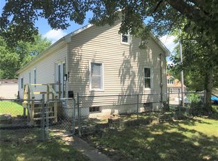 821 E Brailley St, Hillsboro, IL 62049