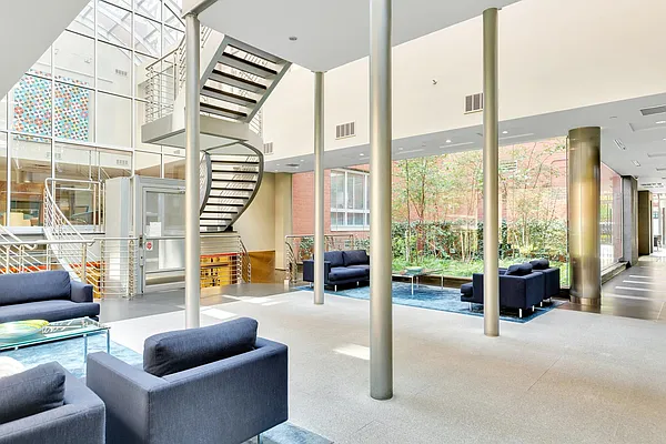 Rented by R New York | media 20