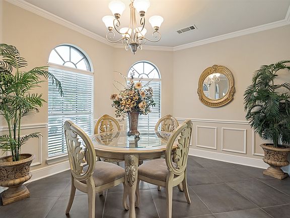 3rd image of 1633 Turtle Point Dr