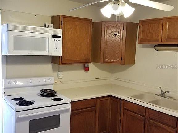 2nd image of 107 S Habana Ave