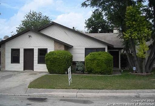1st image of 9367 Brushy Point St