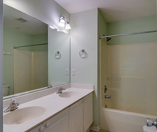 3rd image of 8673 Coppergrove Dr