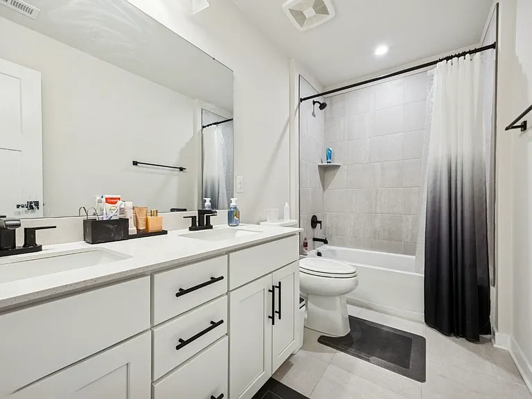 243 Chastain Dr — Photo 9
