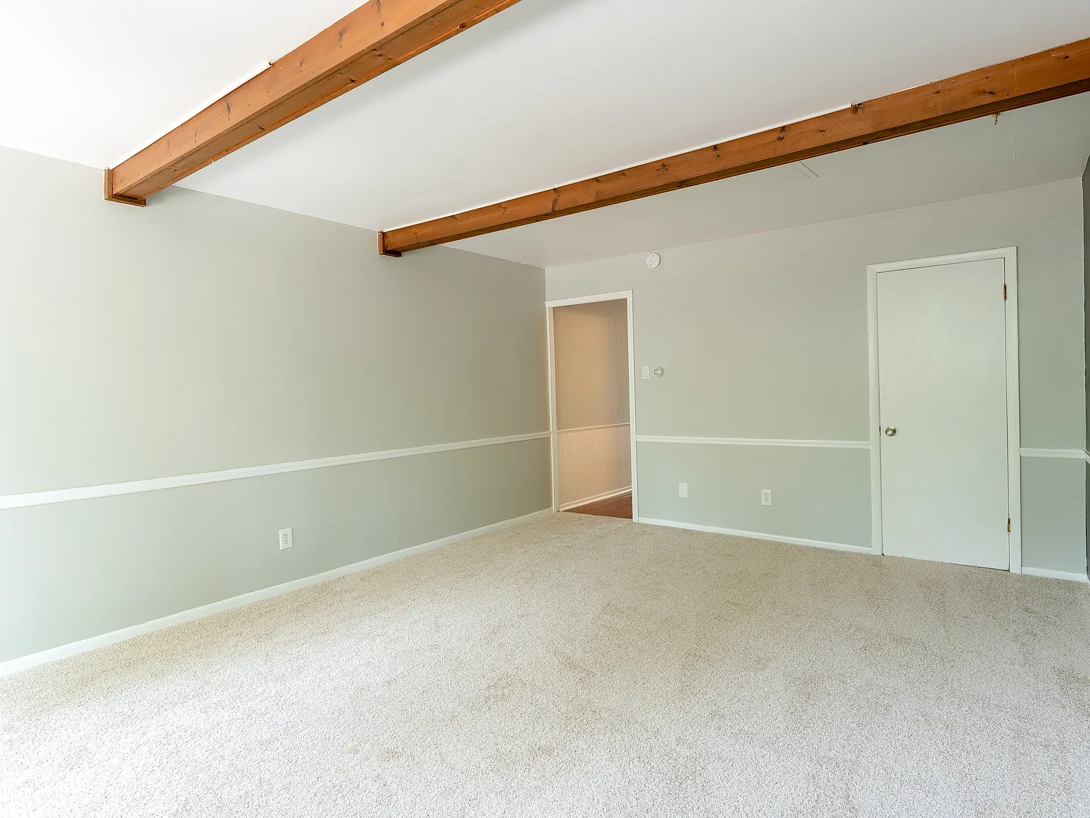 Capital View Townhomes — Photo 4