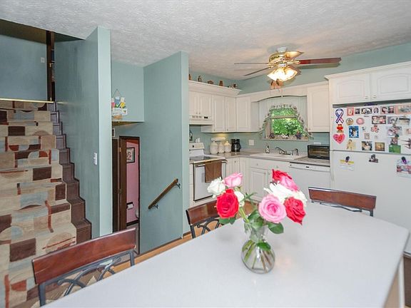5th image of 5660 Lake Michigan Dr