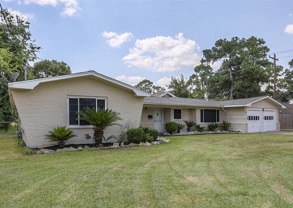 1st image of 5243 Sue Marie Ln