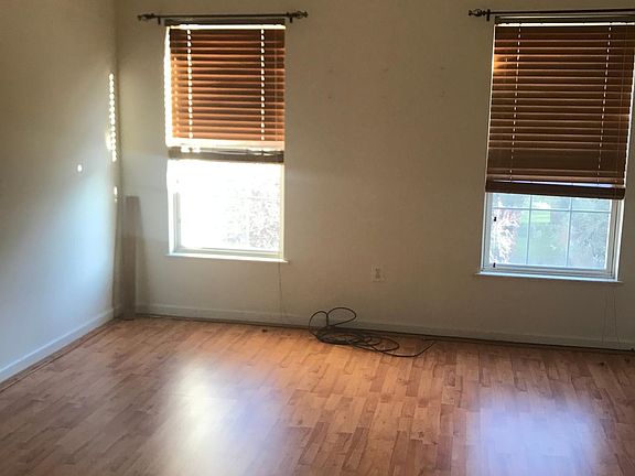 4th image of 13104 Rosebay Dr