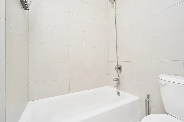 Rented by Living New York | media 10