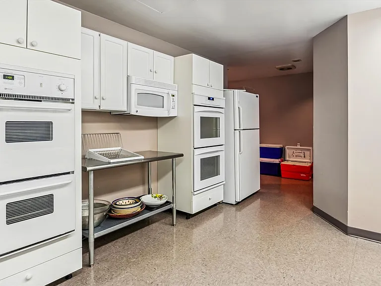 5809 Nicholson Ln #514 — Photo 43