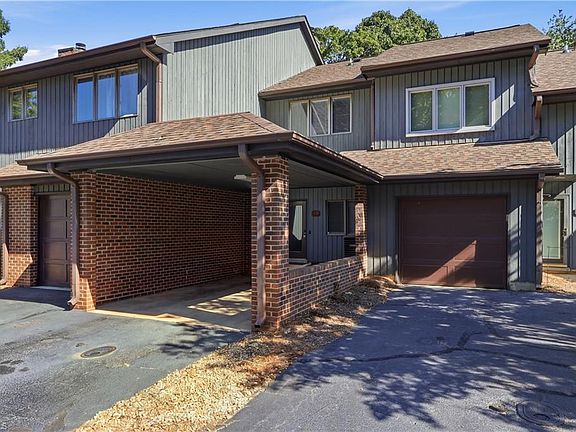 3rd image of 210 College Rd APT 102