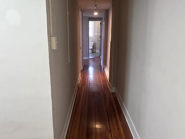104 W Chestnut St #3F — Photo 13